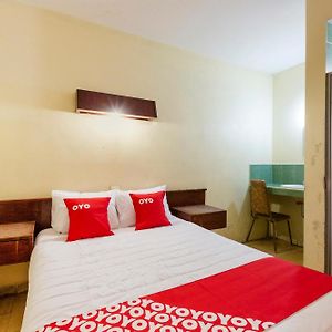 Oyo Hotel Emperador, Oaxaca